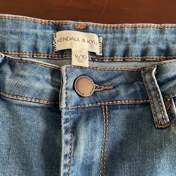 Kendall & Kylie Light Washed Ripped Flared Jeans - Picture 3 of 5